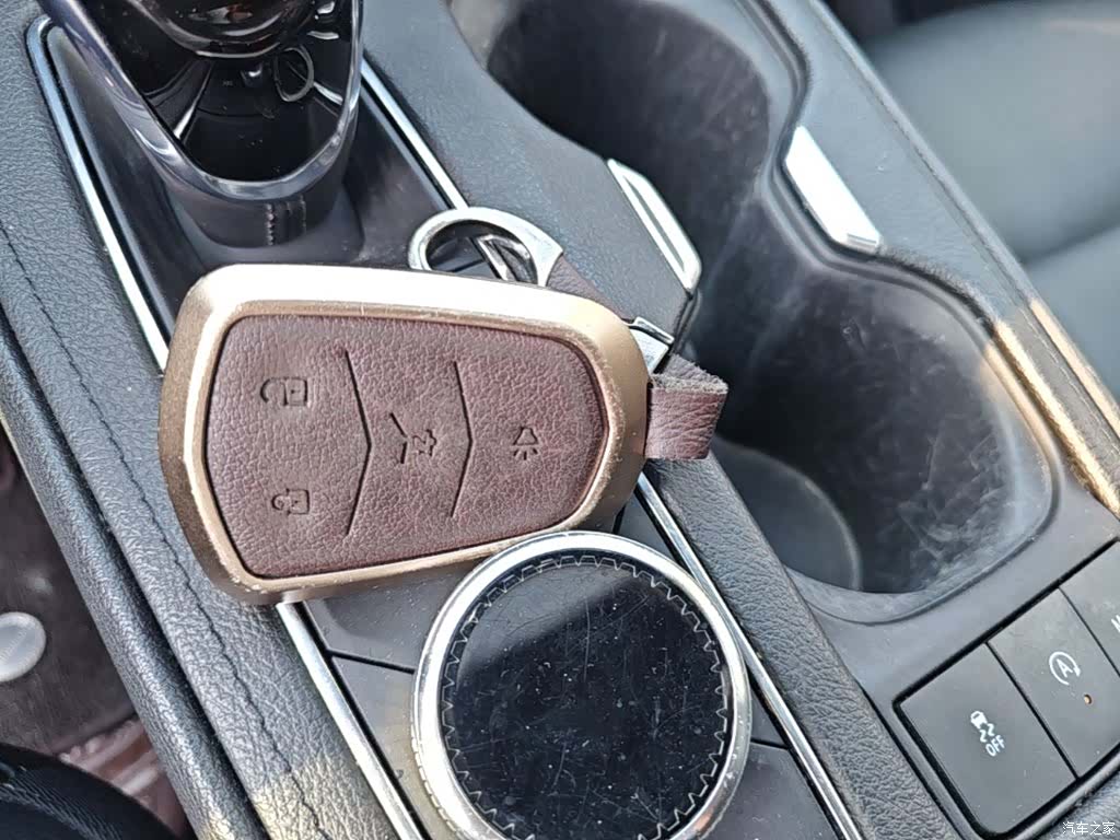 Cadillac XT4, 2021 9