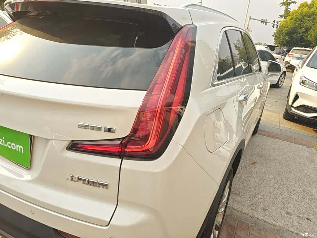 Cadillac XT4, 2021 8