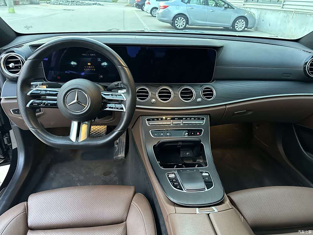Mercedes-Benz E-Class, 2022 4