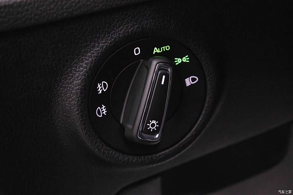 Skoda Superb, 2024 27