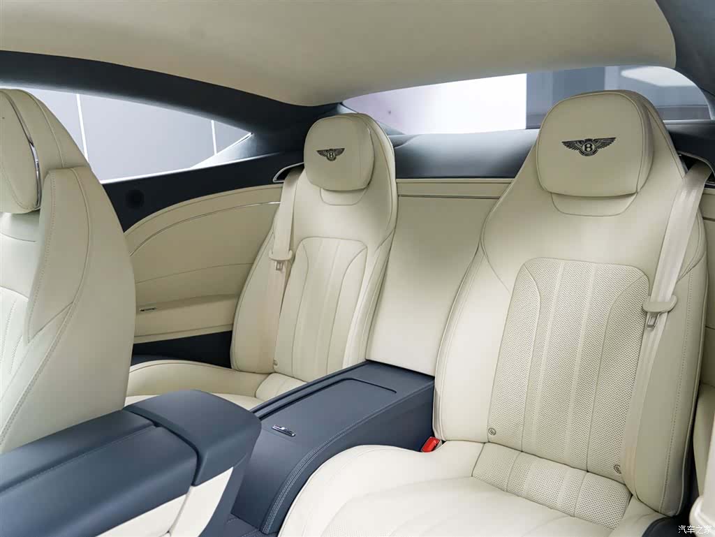 Bentley Continental GT, 2024 11
