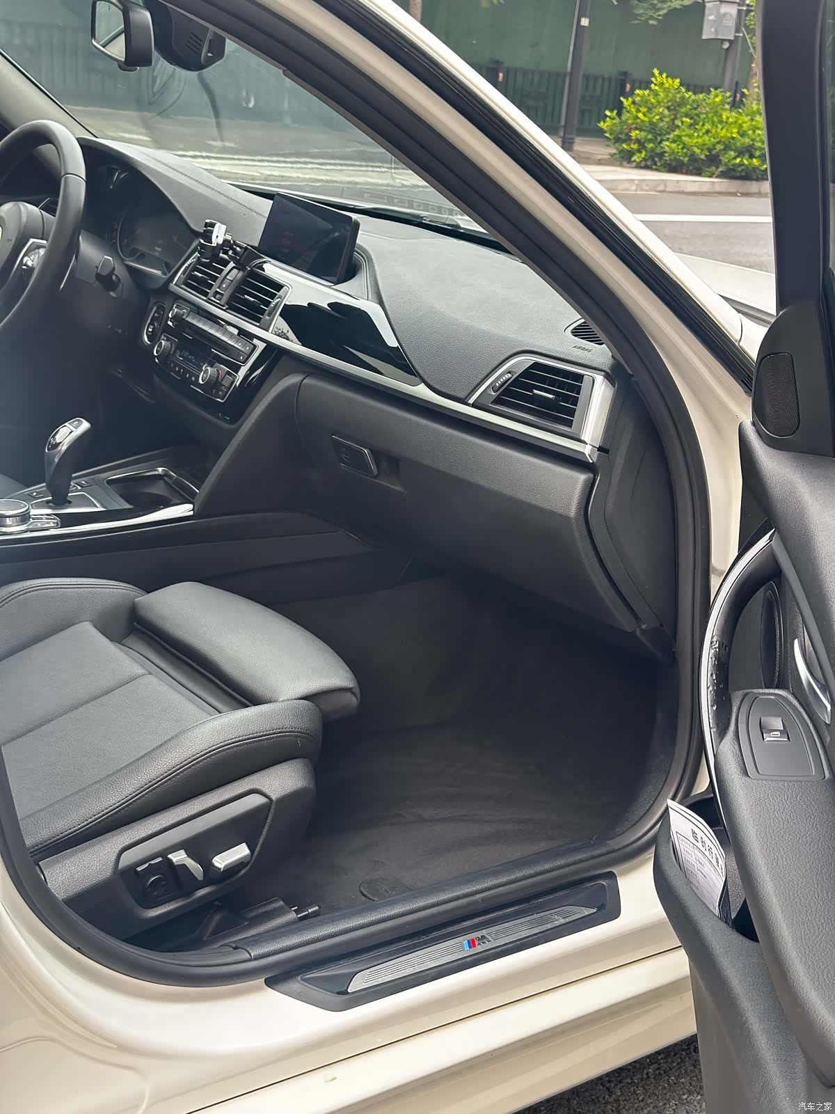 BMW 3 Series, 2019 16