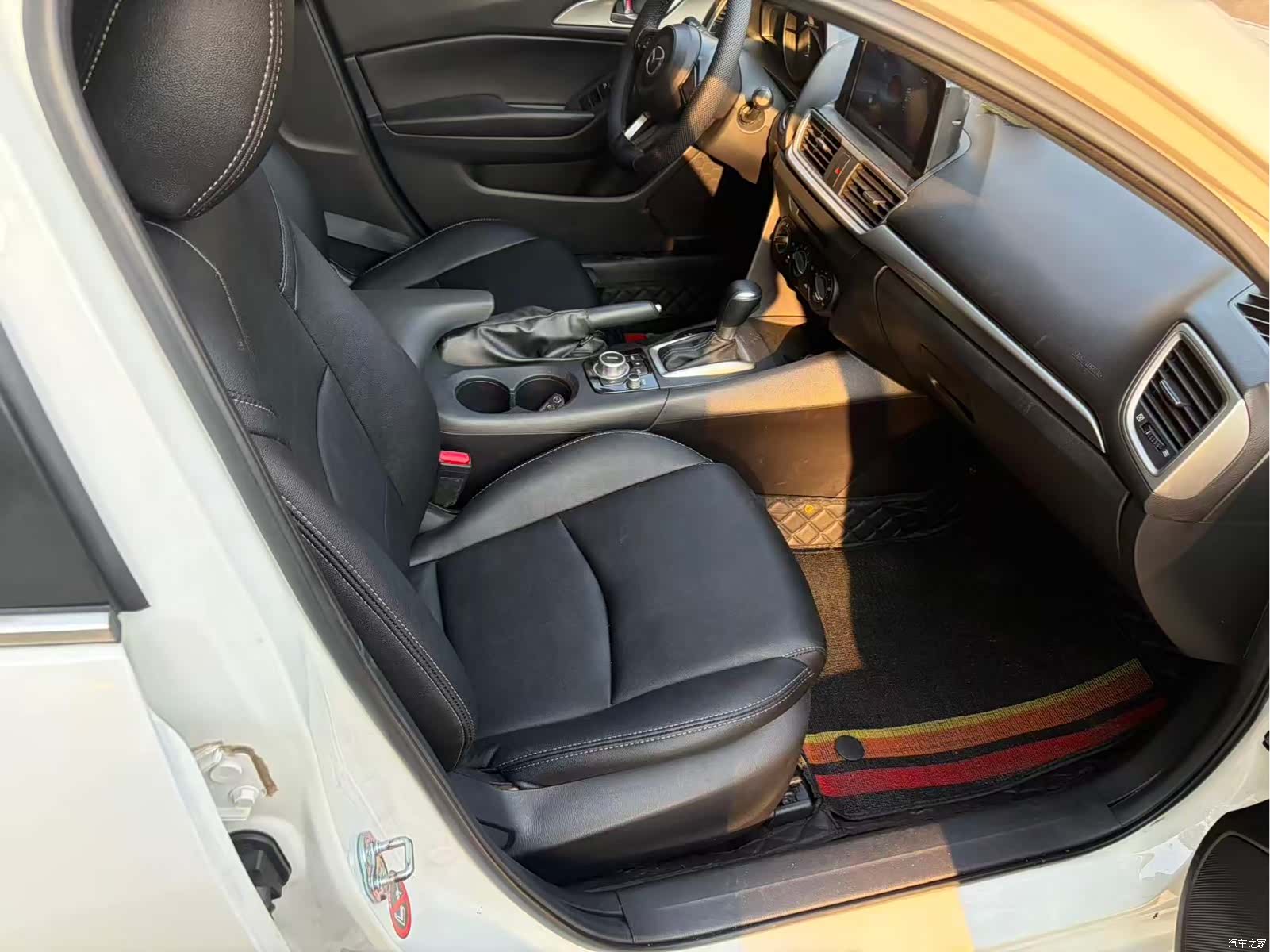 Mazda Mazda3, 2017 14