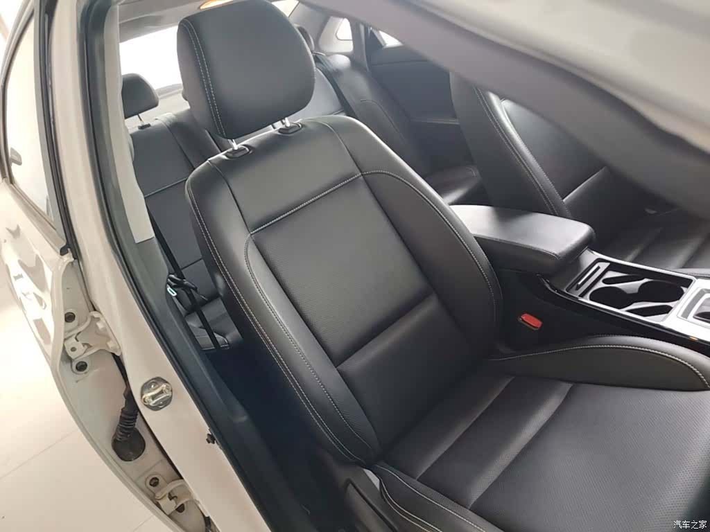 Hyundai GLS, 2017 25
