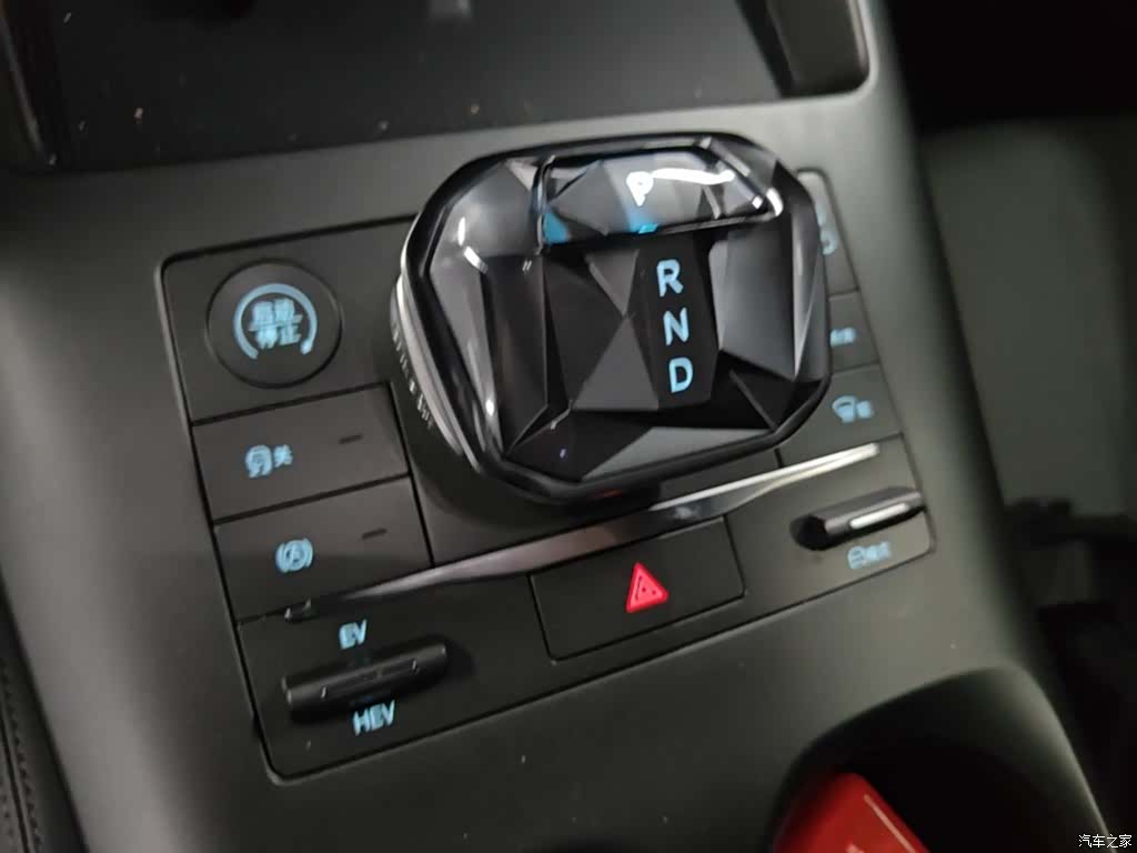 BYD Qin, 2025 14