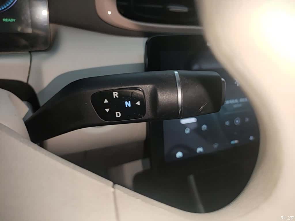 Leapmotor T03, 2023 14