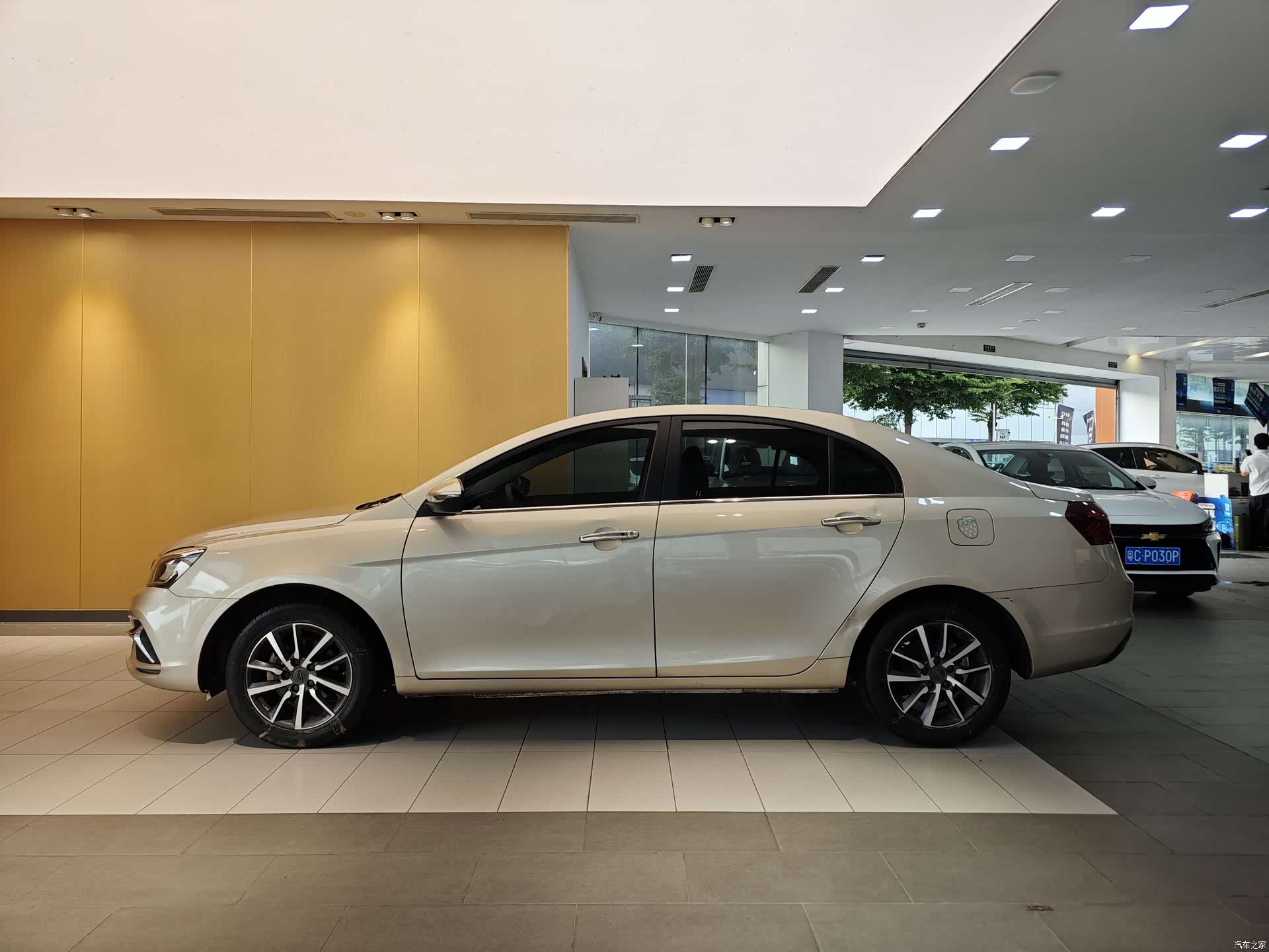 Geely Emgrand, 2021 6