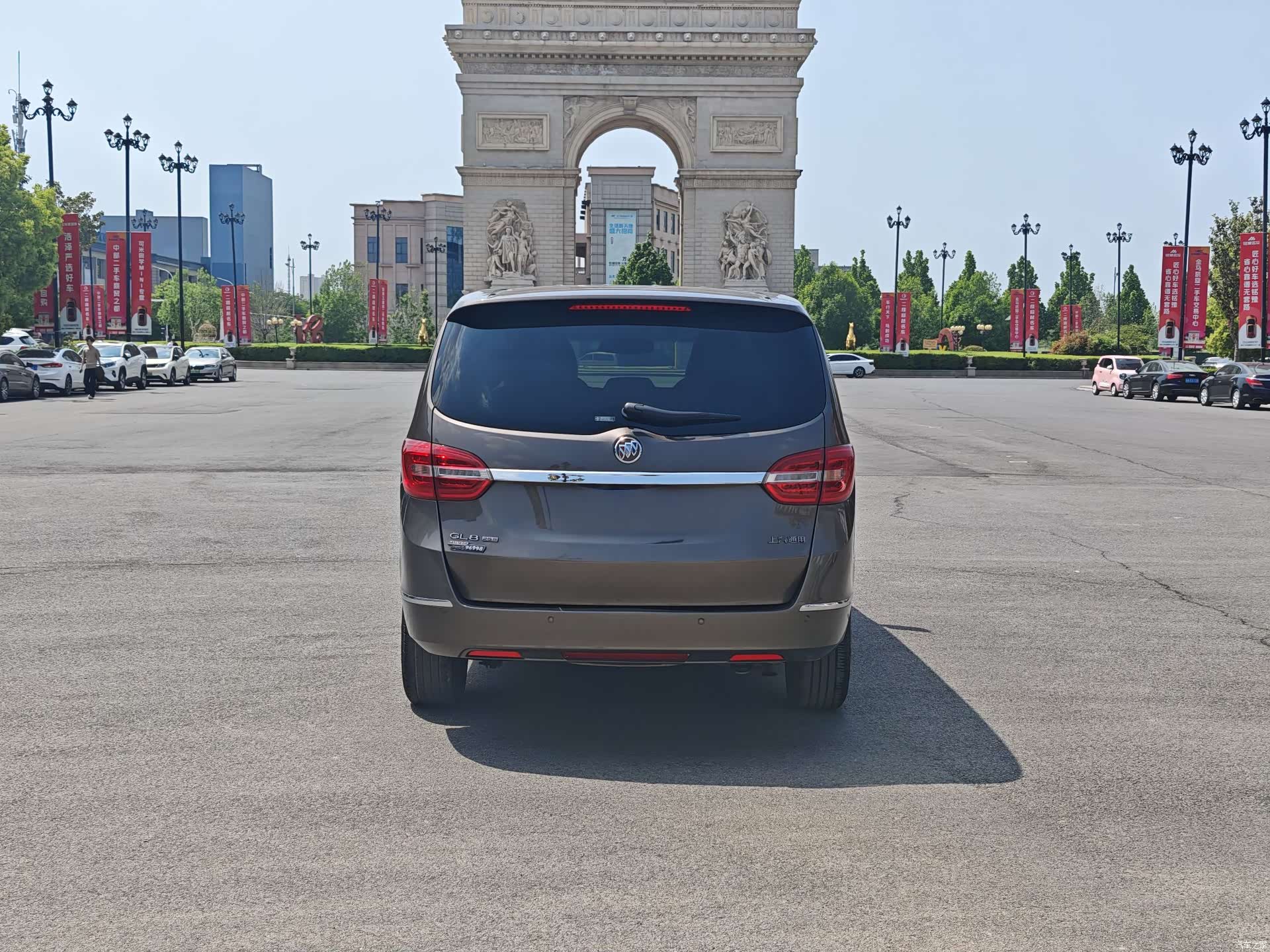 Buick GL8, 2017 8