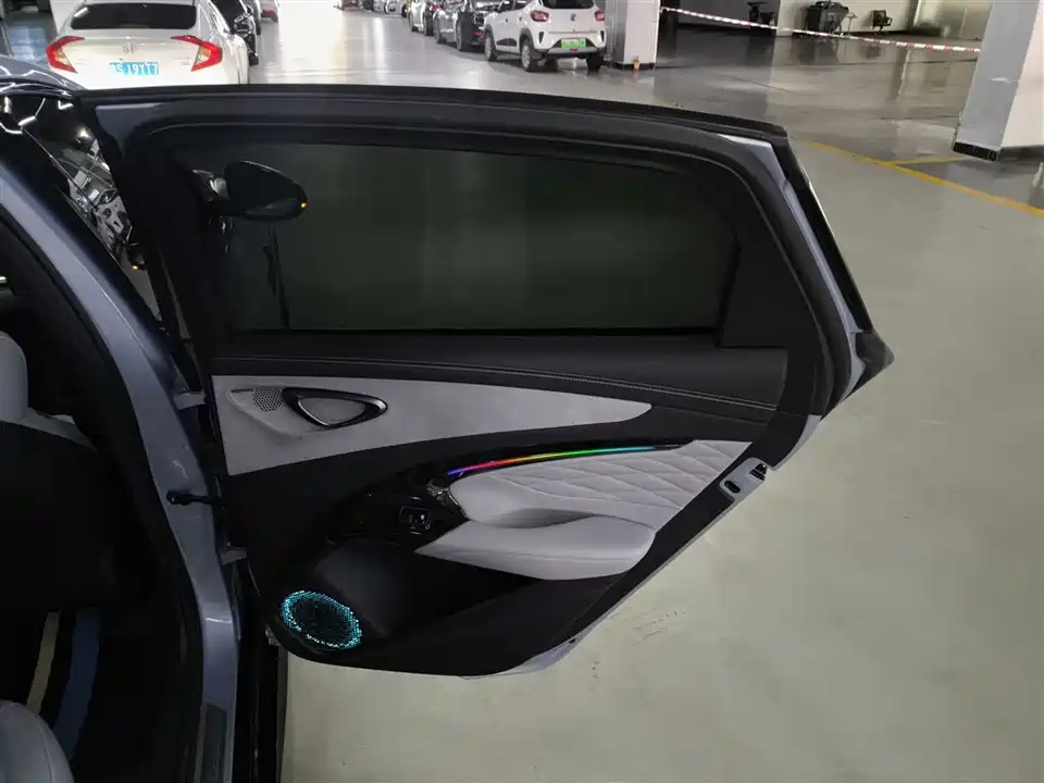 BYD seal