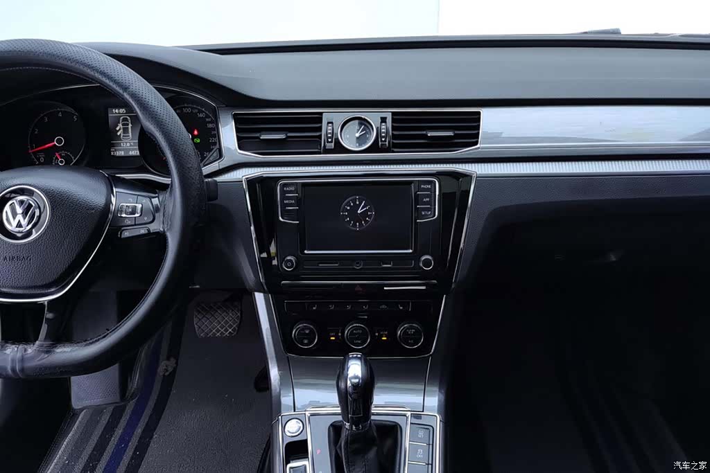Volkswagen Passat, 2019 13