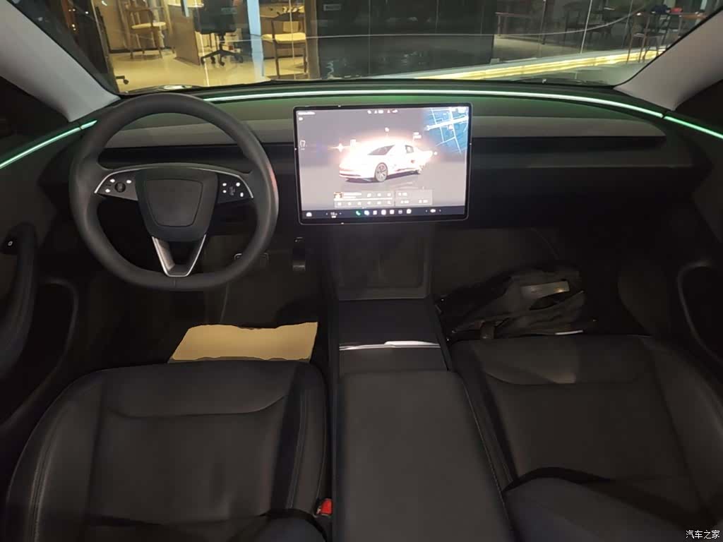 Tesla Model 3, 2024 10