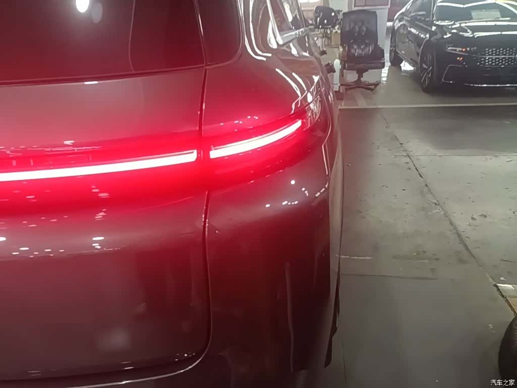 Li Auto L8, 2023 8
