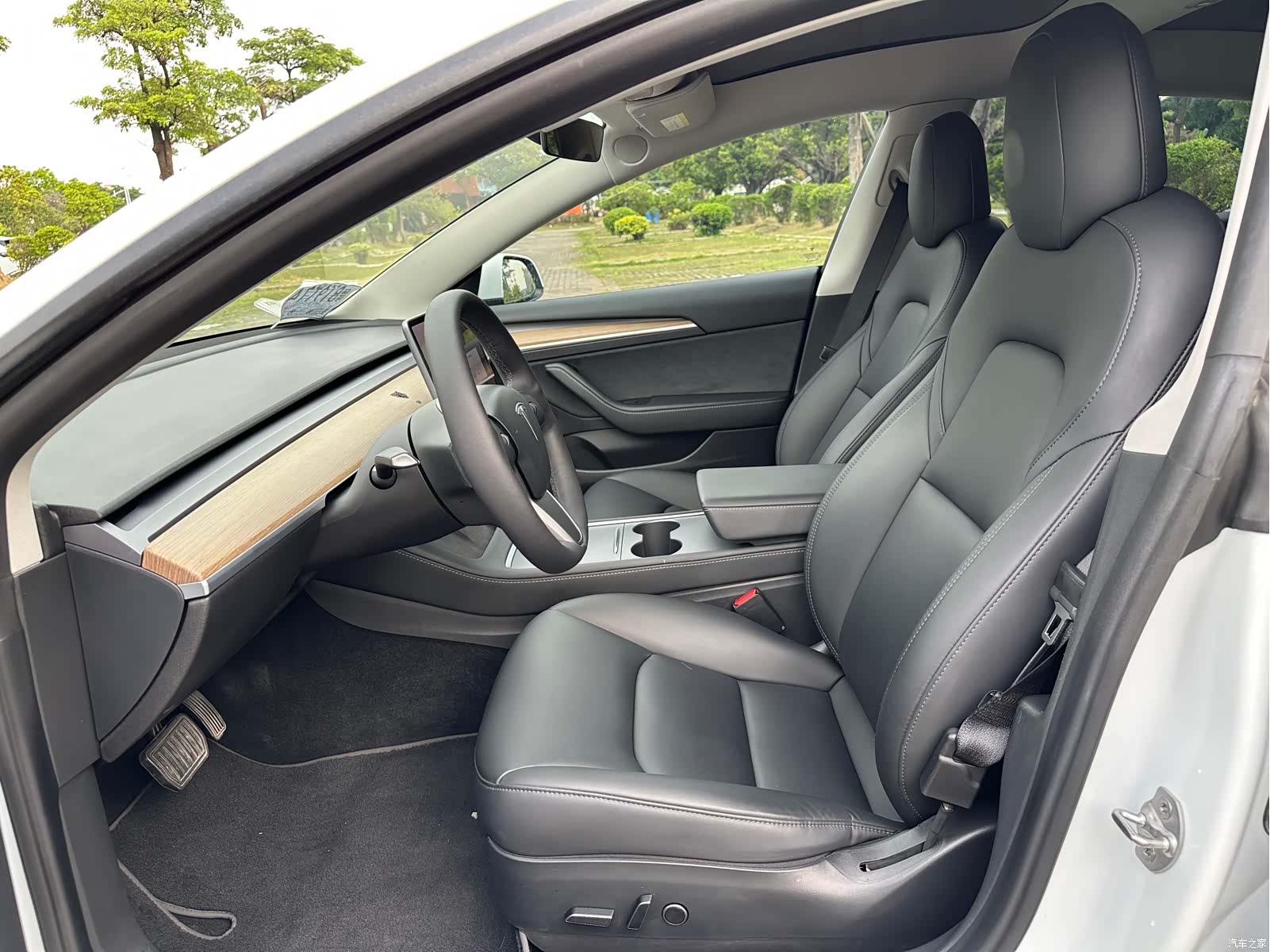 Tesla Model 3, 2021 10