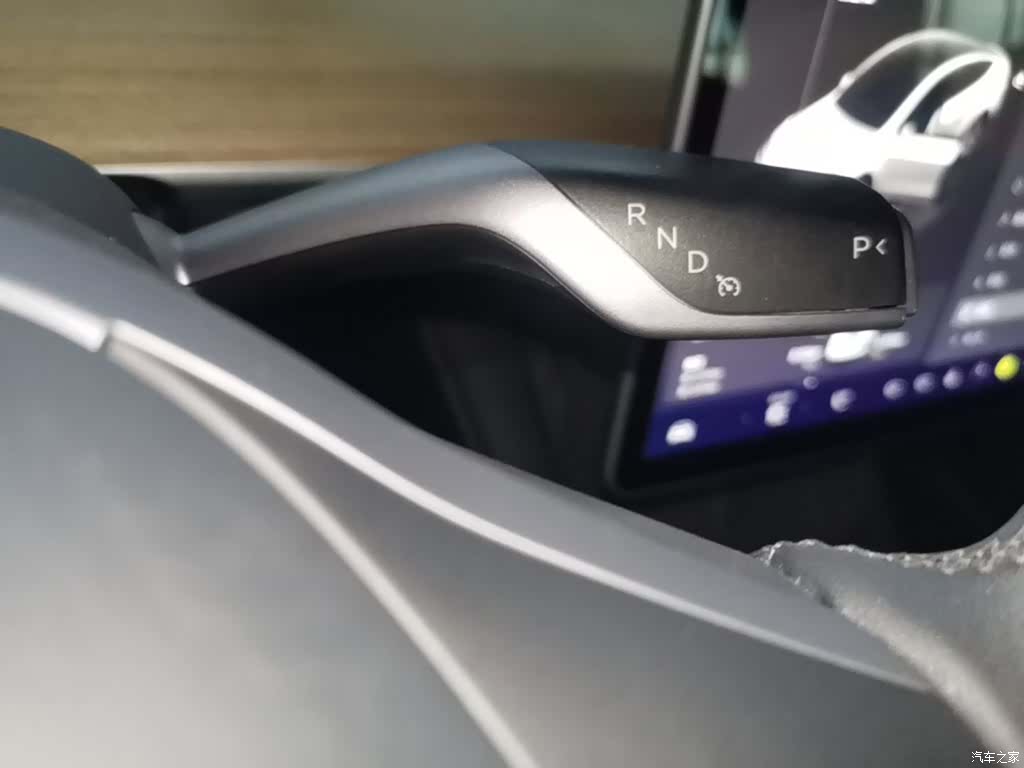 Tesla Model Y, 2022 14