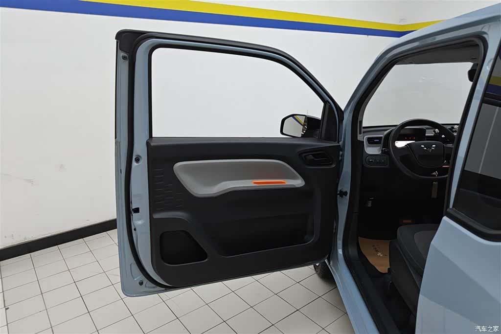 Wuling MINIEV, 2023 7