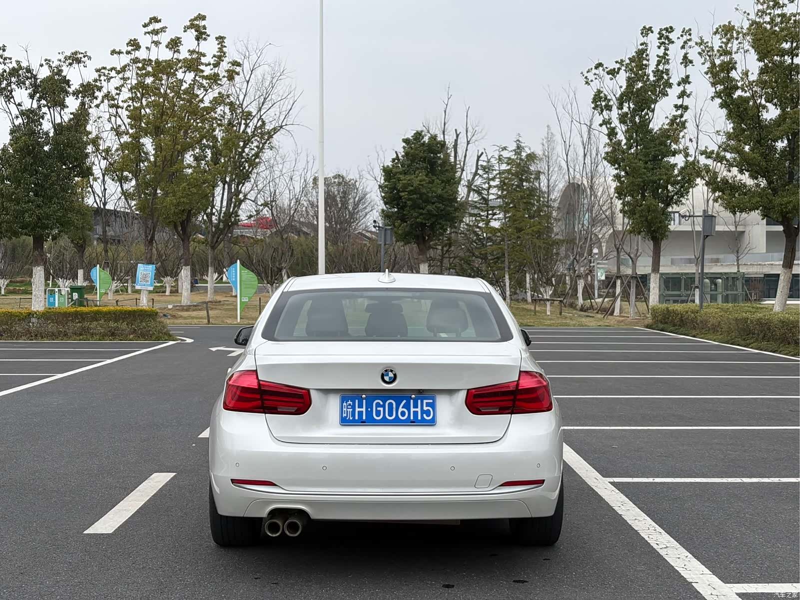 BMW 3 Series, 2018 все фото