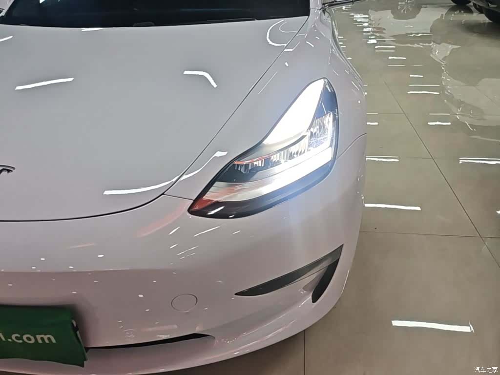 Tesla Model 3, 2019 24