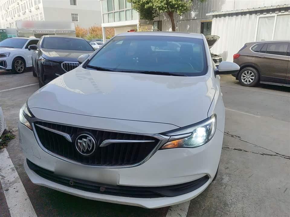 Buick Yinglang