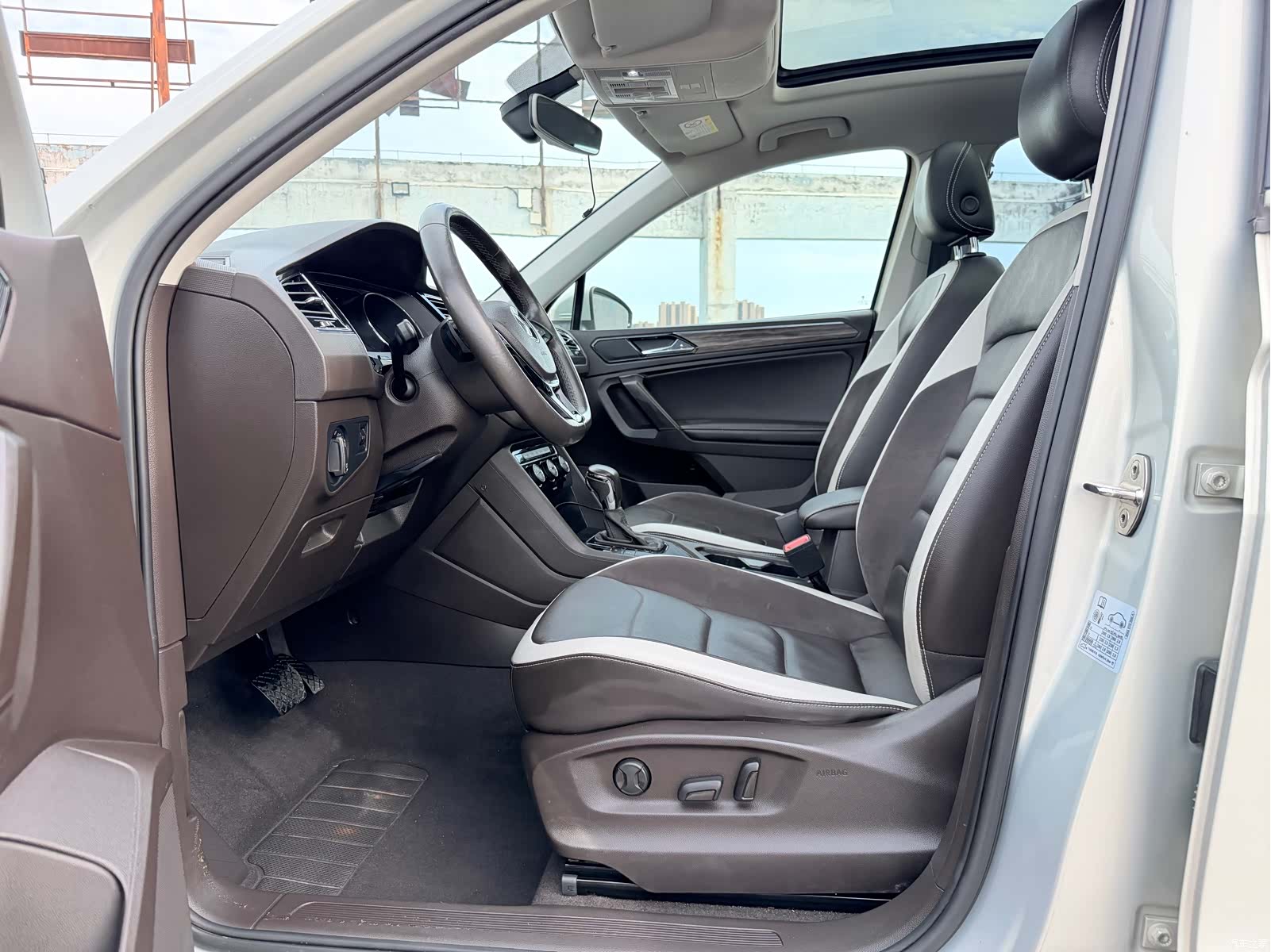 Volkswagen Tiguan L, 2017 4
