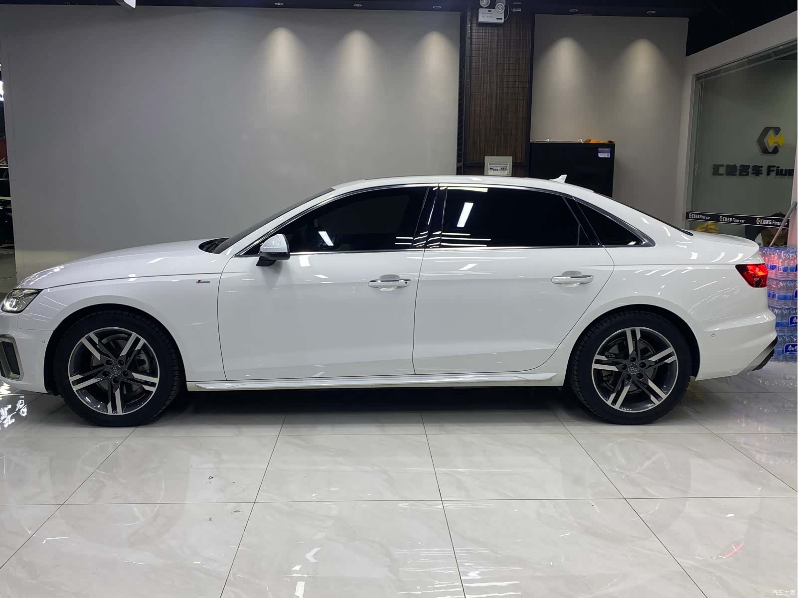 Audi A4L, 2021 20
