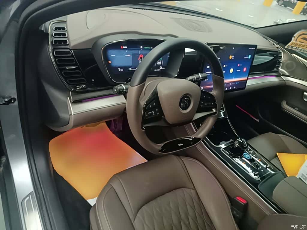 BYD Han, 2024 10