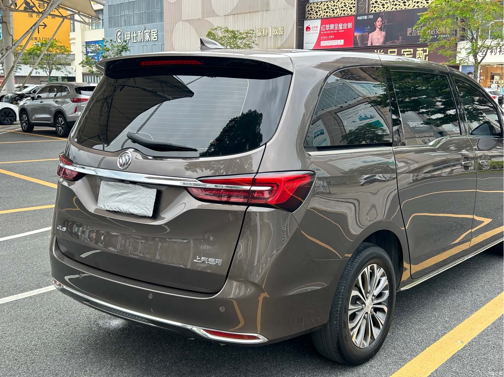 Buick GL8, 2024 18