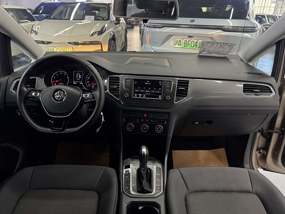Volkswagen Golf*Jiayu Volkswagen Golf*Jiayu