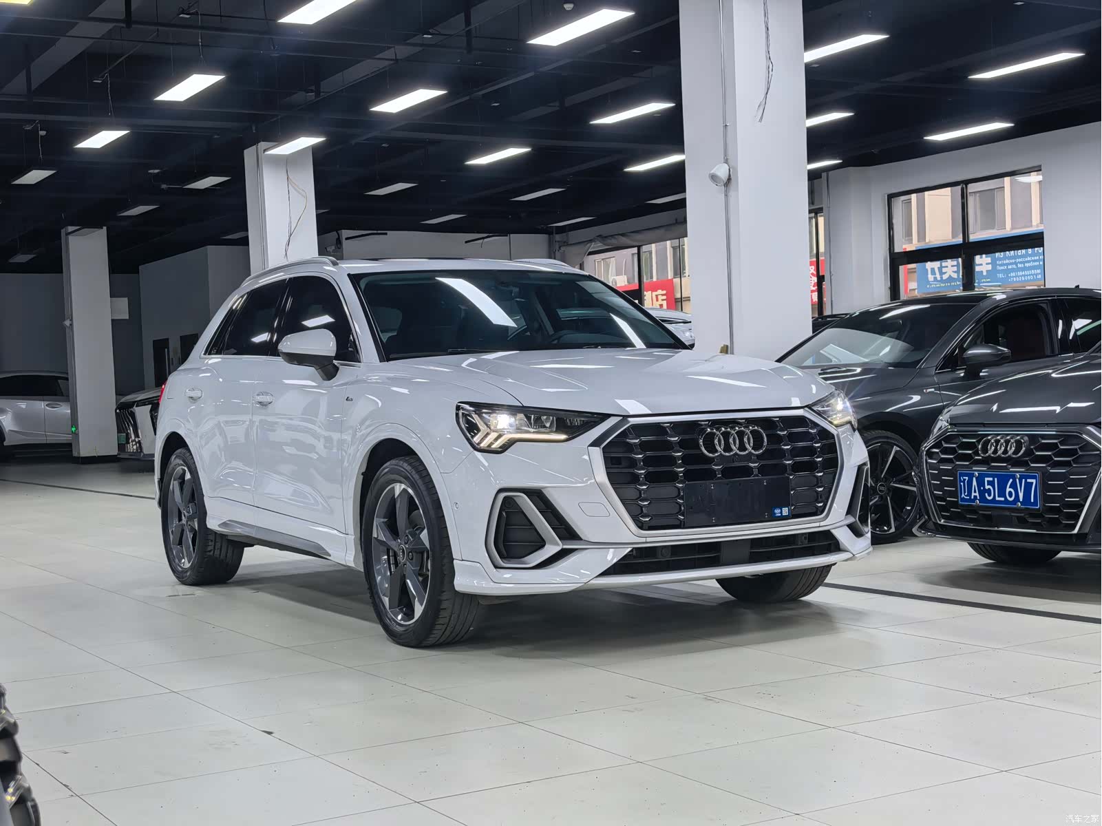 Audi Q3, 2022 3