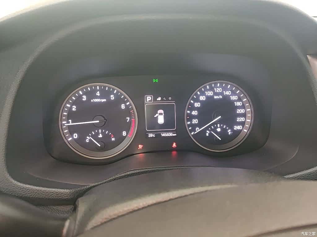 Hyundai Tucson, 2016 12