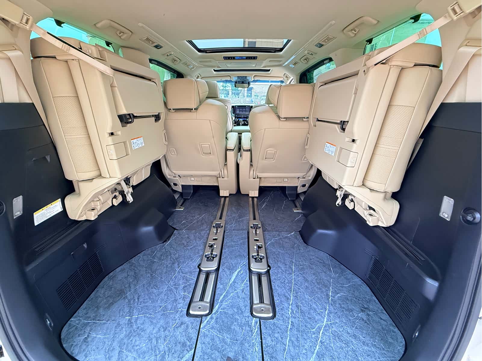 Toyota Vellfire, 2021 20