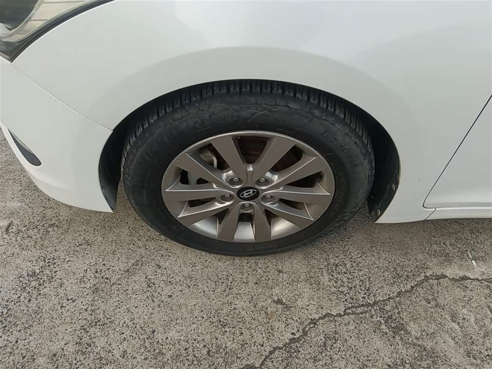 Hyundai Name picture