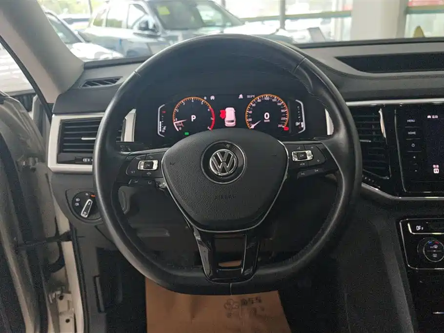 Volkswagen Tourang