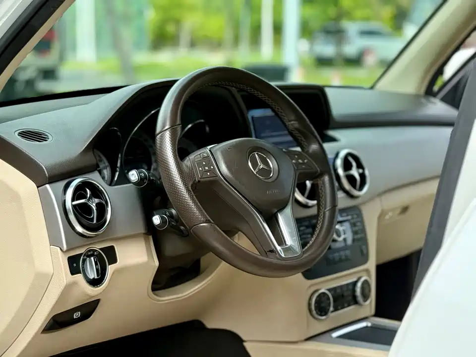 Mercedes-Benz GLK class