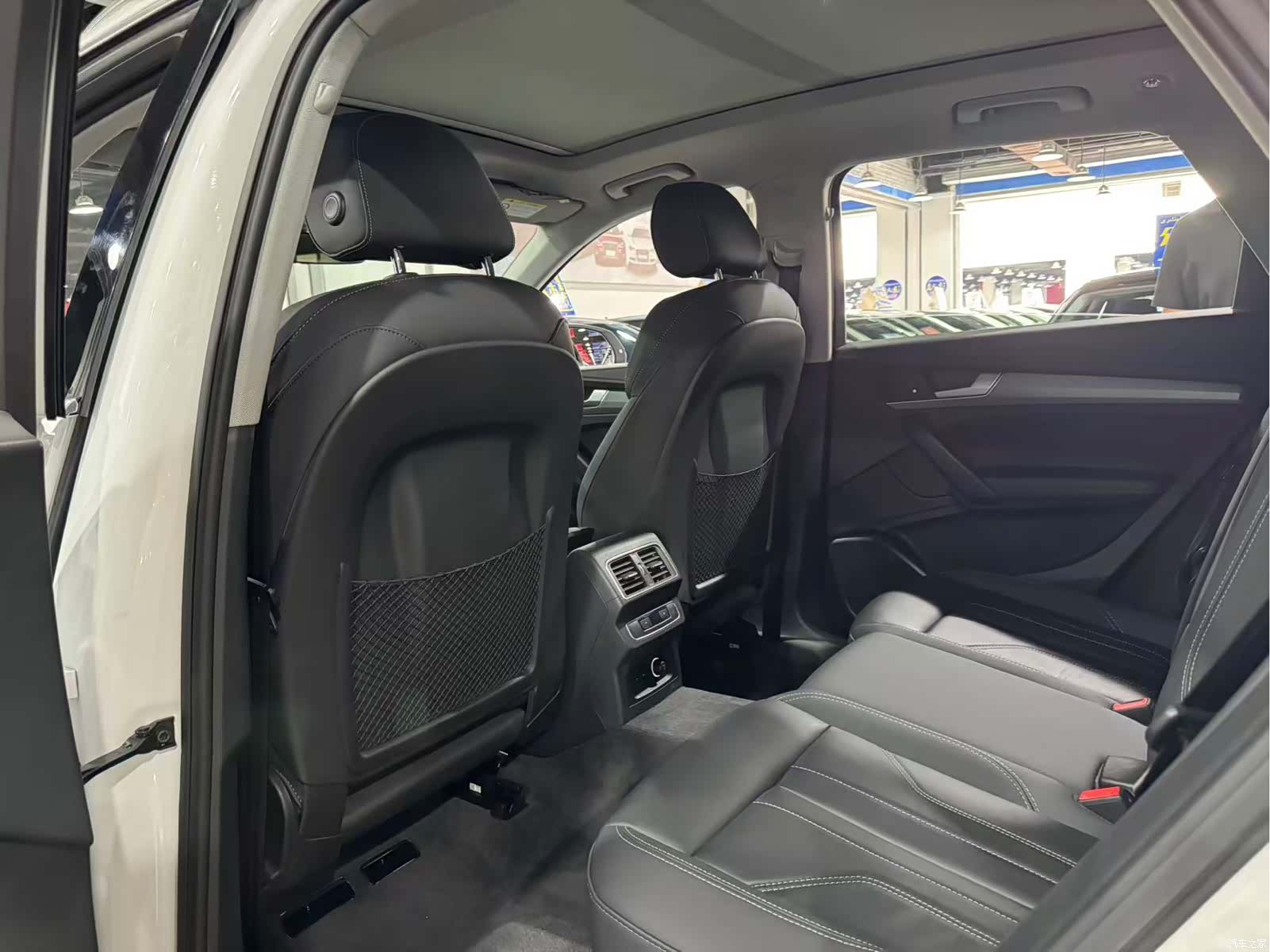 Audi Q5L, 2021 8