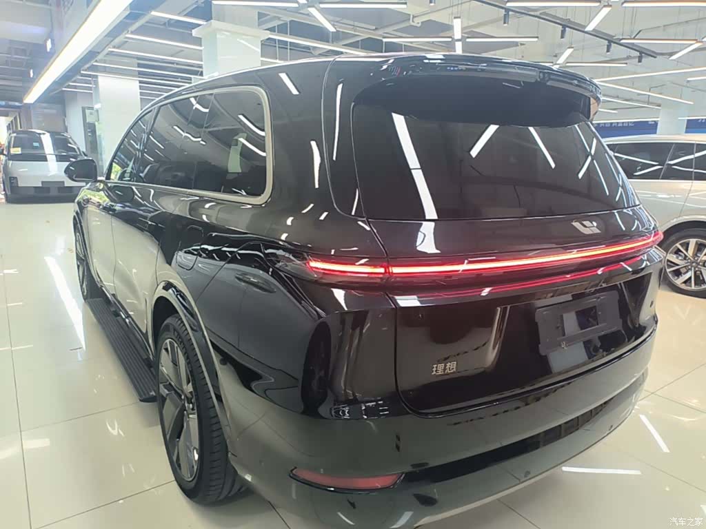 Li Auto L9, 2025 все фото