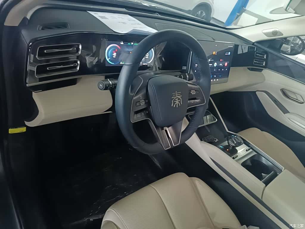 BYD Qin, 2025 10