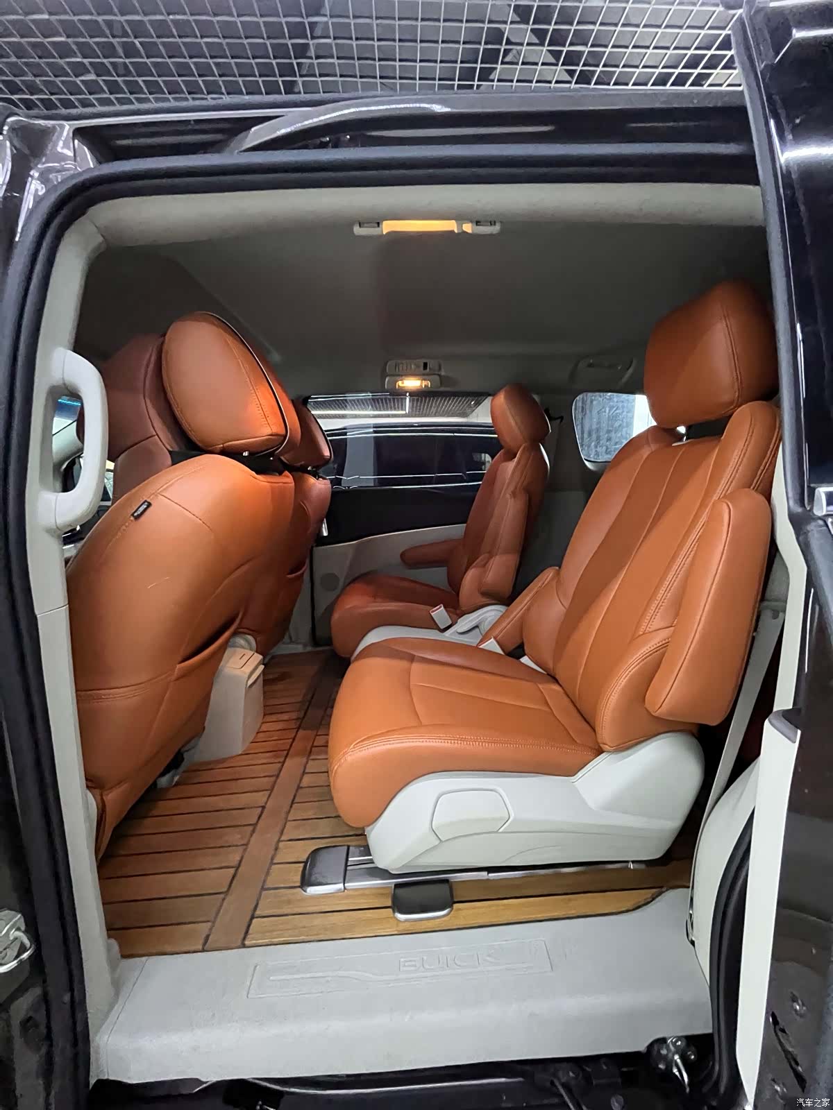 Buick GL8, 2023 все фото