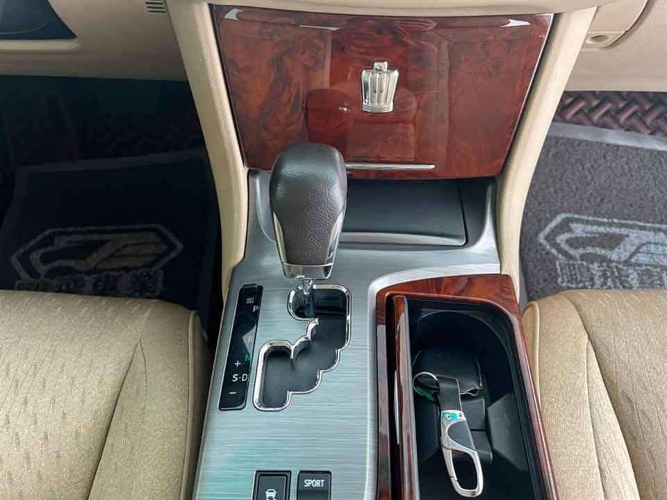 Toyota crown Toyota crown