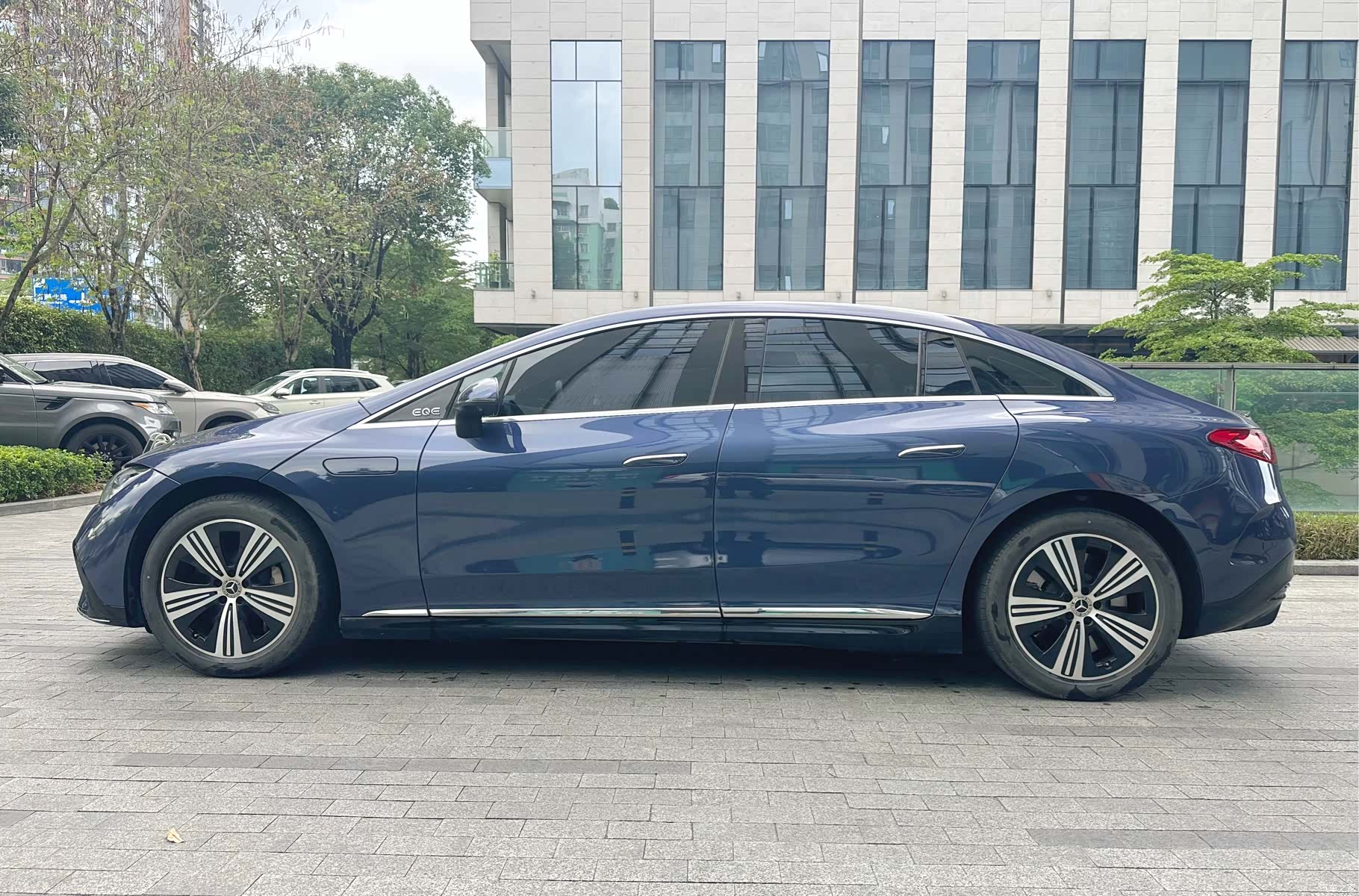 Mercedes-Benz EQE, 2024 все фото