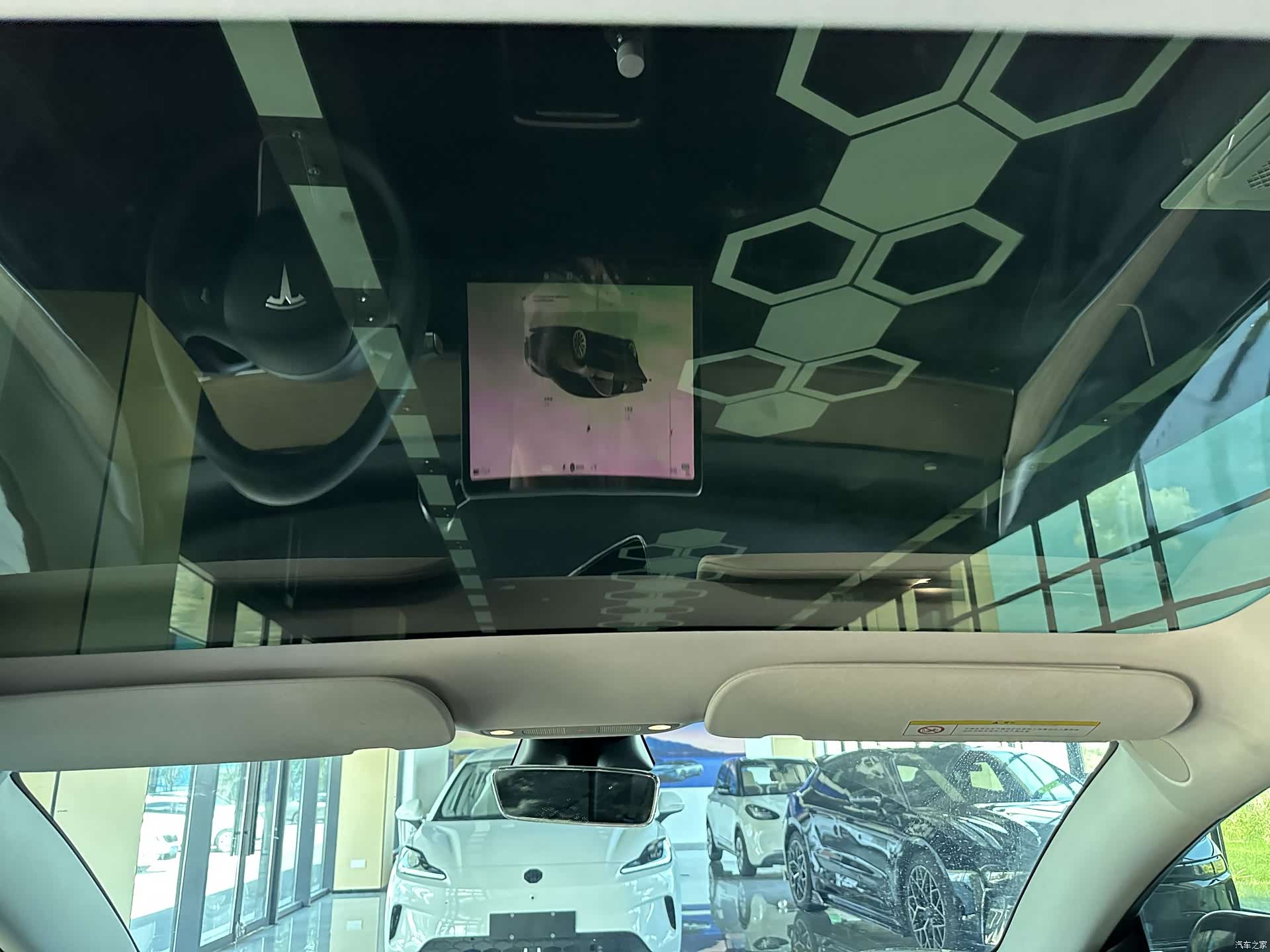Tesla Model 3, 2023 10