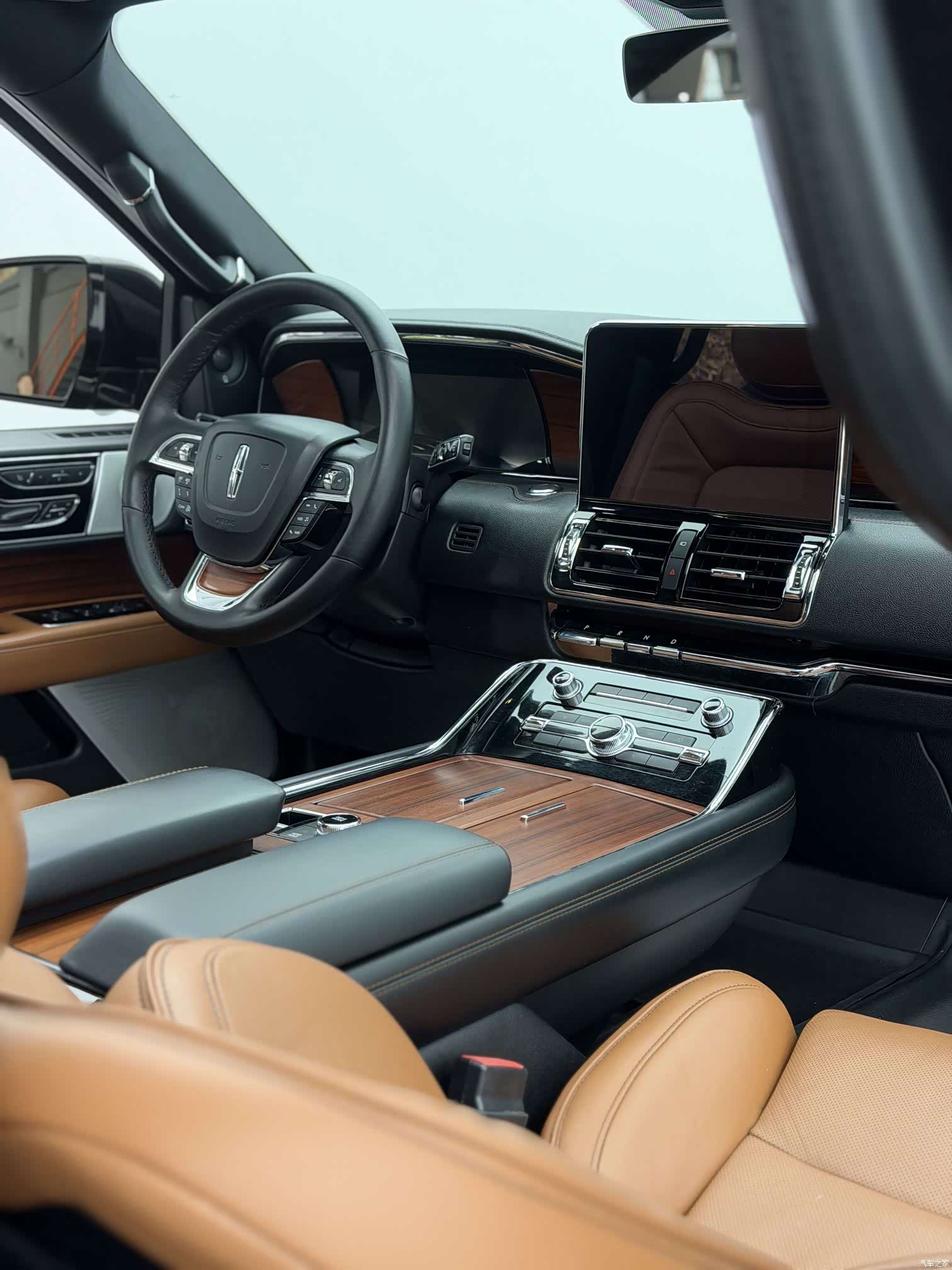 Lincoln Navigator, 2019 13