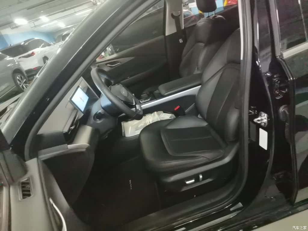 Wuling Starlight, 2024 15