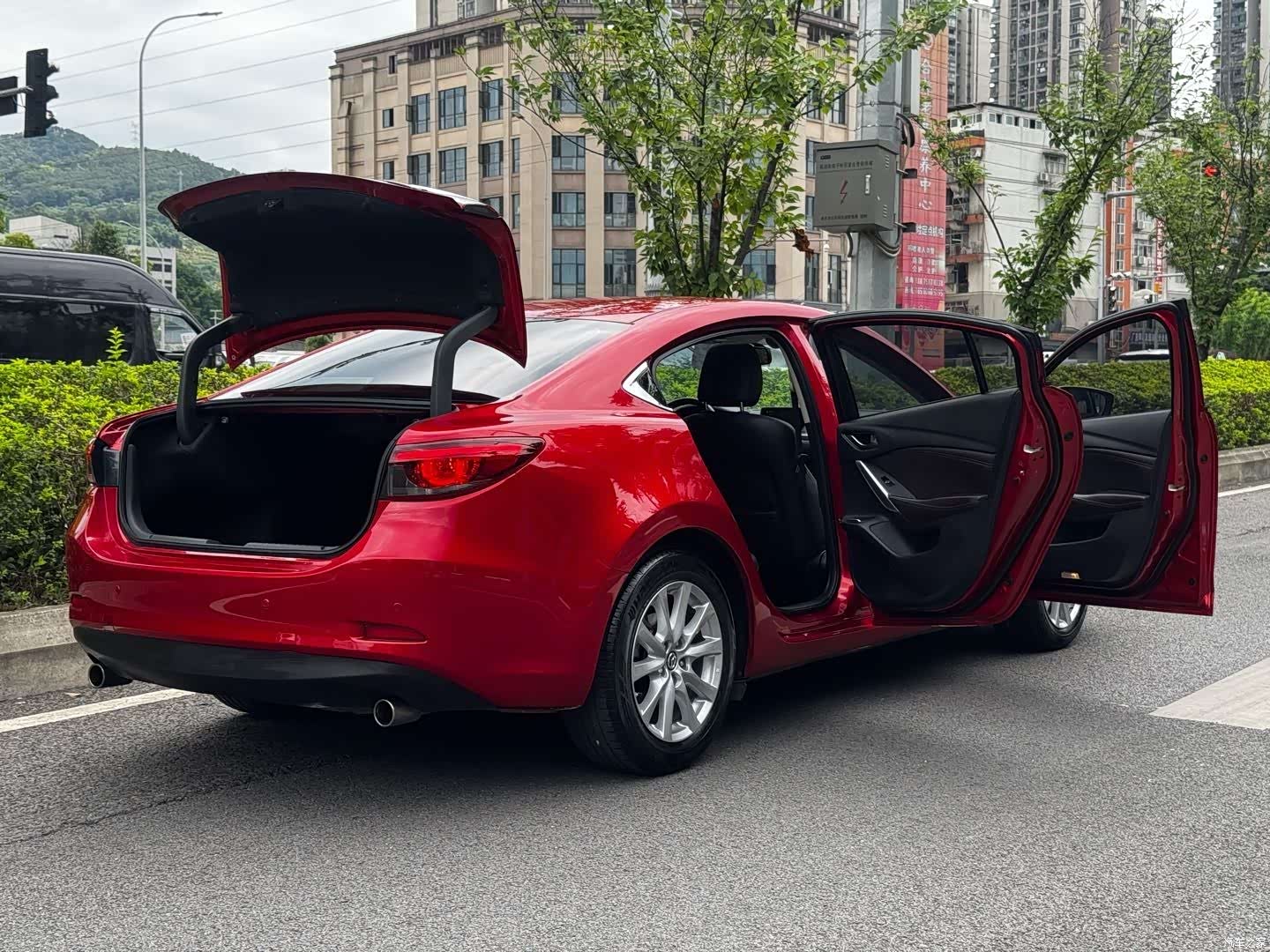 Mazda Atenza, 2018 27