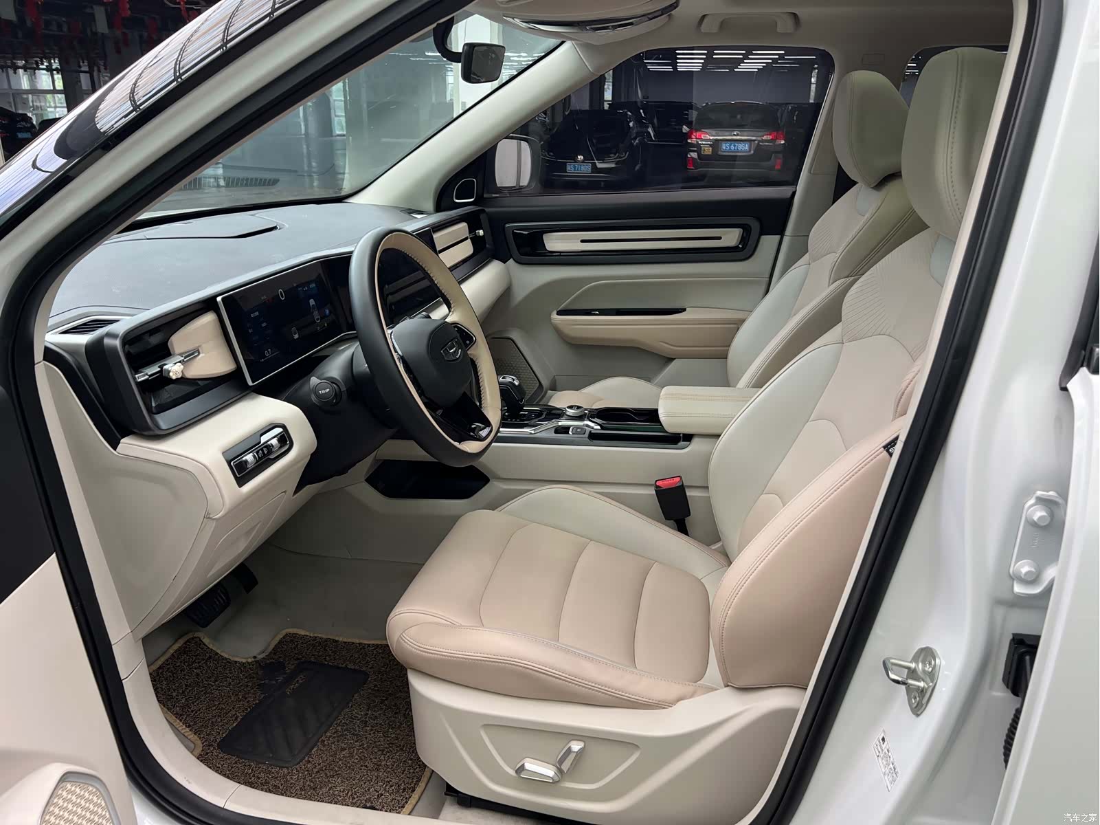 Geely Icon, 2022 4