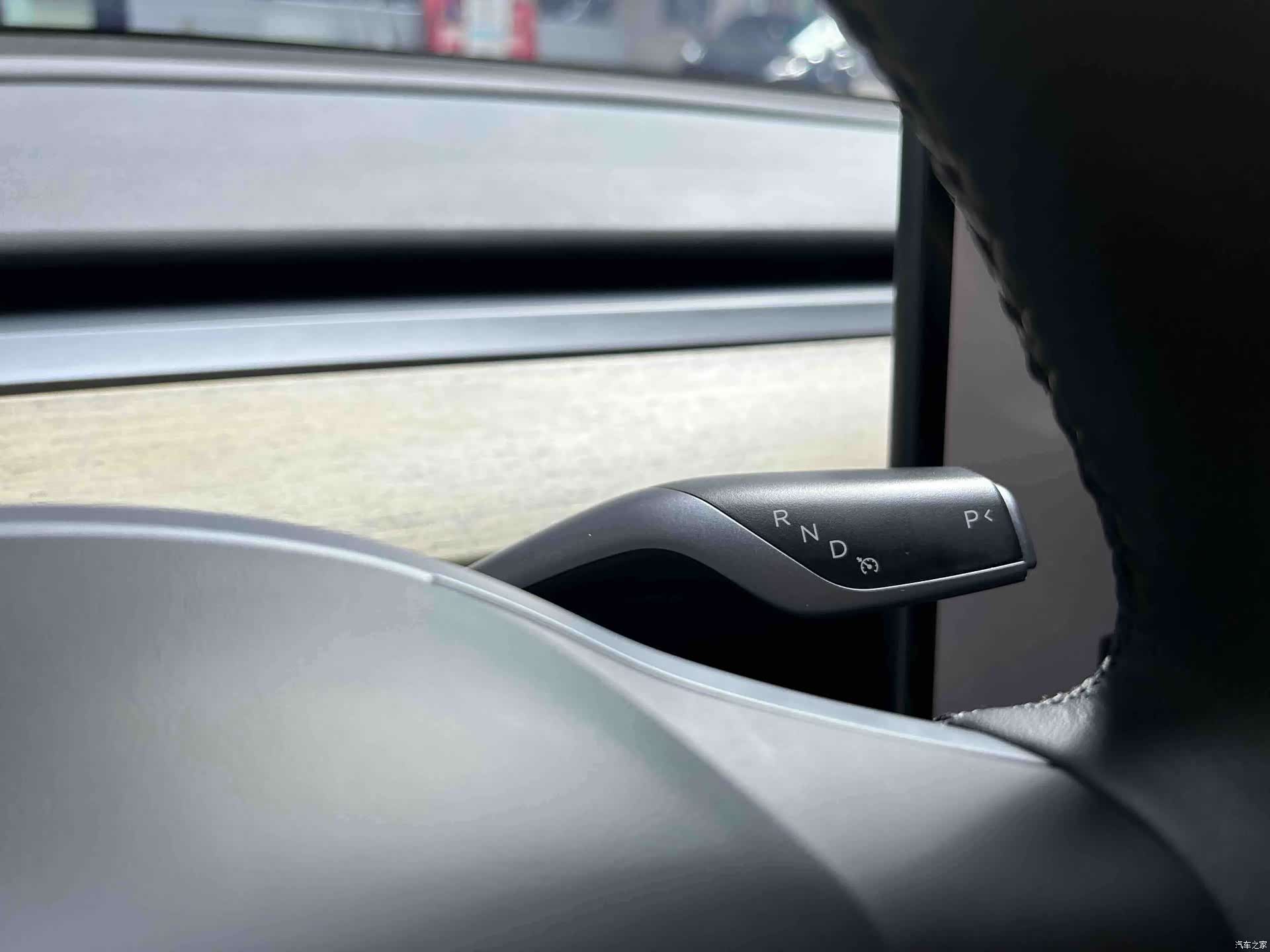 Tesla Model Y, 2022 9