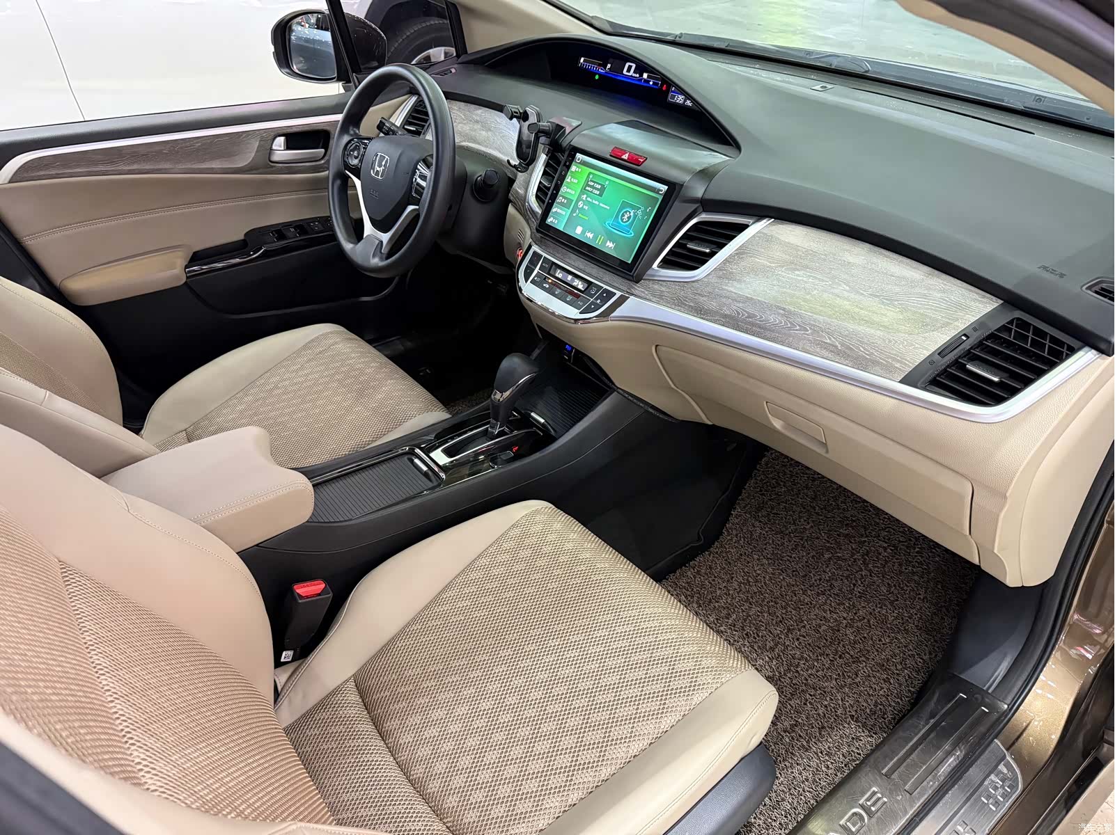 Honda Jade, 2018 27