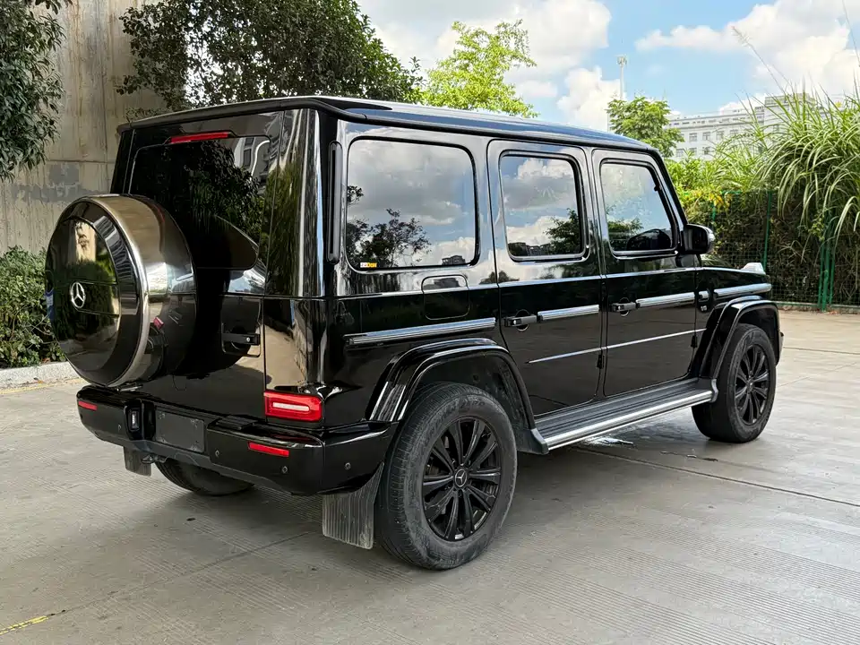 Mercedes-Benz G-class