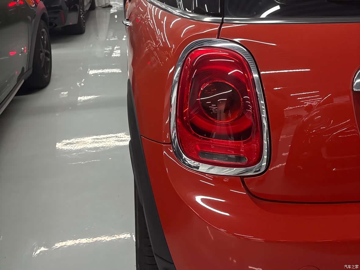 Mini ONE, 2018 6