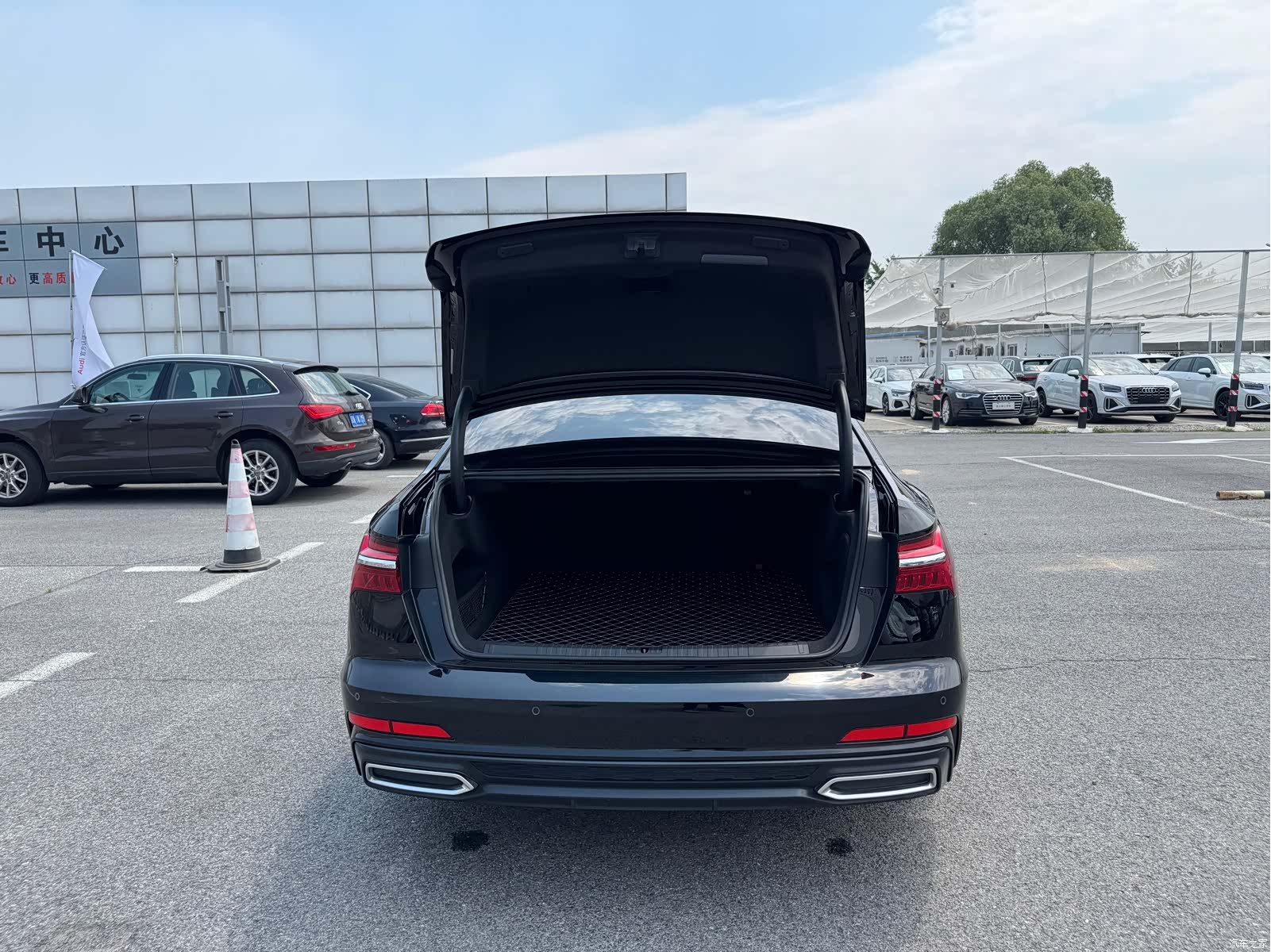 Audi A6L, 2021 9