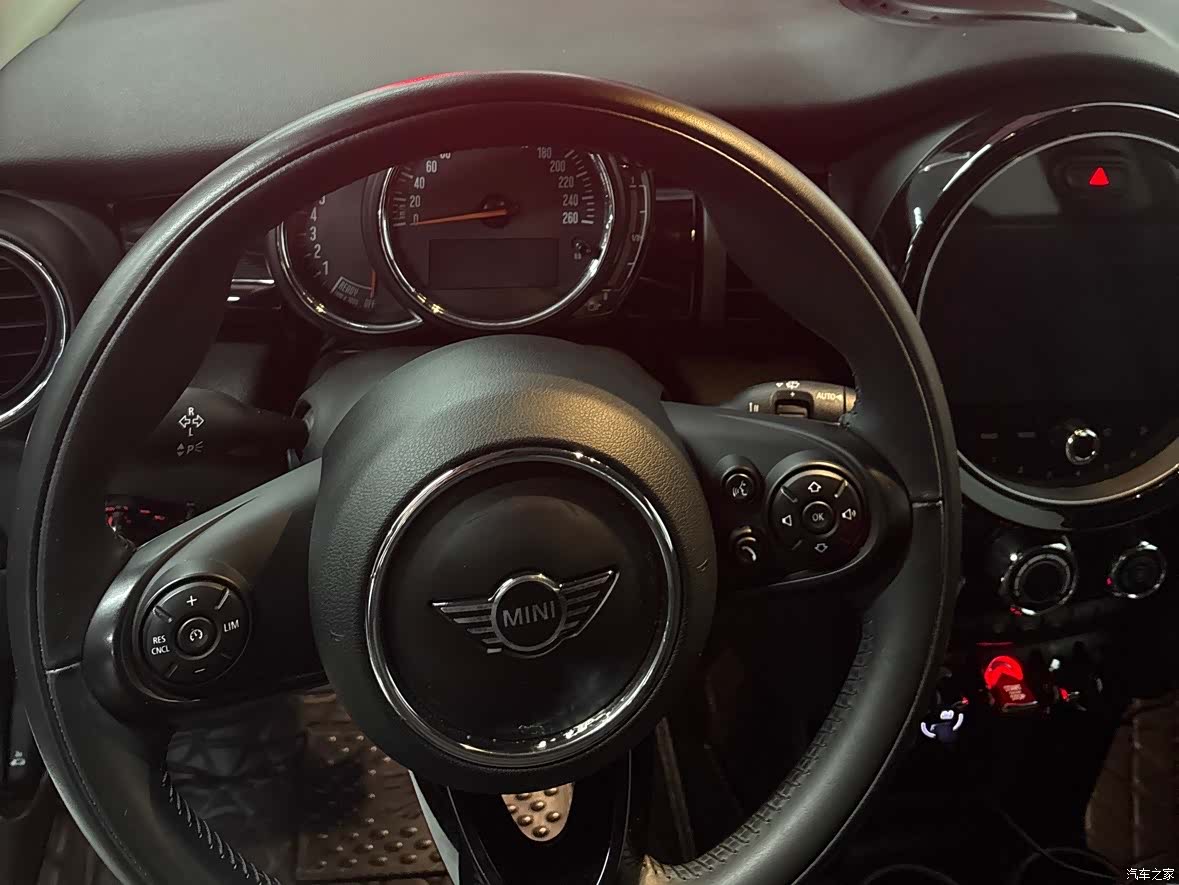 Mini ONE, 2018 11
